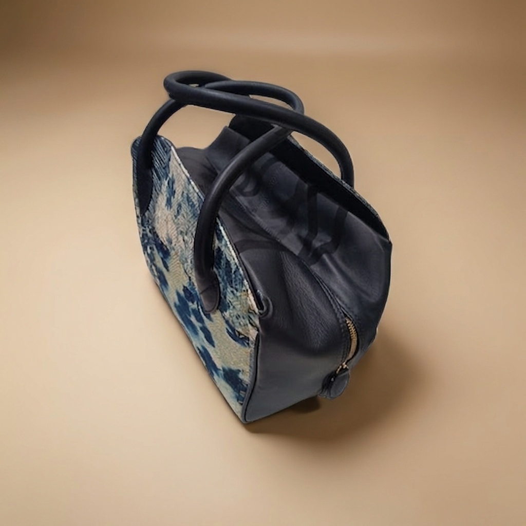 35_BM_face_avant_Cuir_et_tissu_3_marketing_20260624_164825.jpg